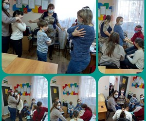 Тренинговое занятие «Знакомство» из цикла занятий для семей, воспитывающих детей-инвалидов и детей с ОВЗ. 